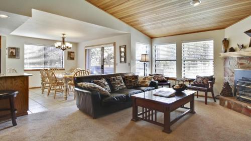 Fairway Village 12 - image 9