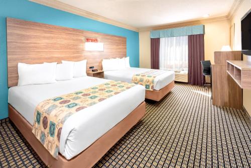 Ramada by Wyndham Houston Intercontinental Airport South in North Houston