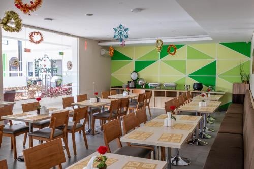 Restaurant, Three Eight Front One Boutique Batu Malang in Batu