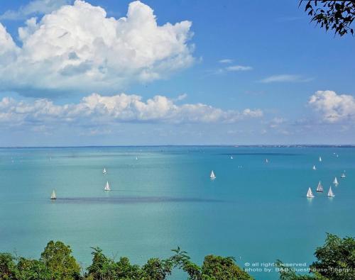 B B Guesthouse TIHANY - image 12