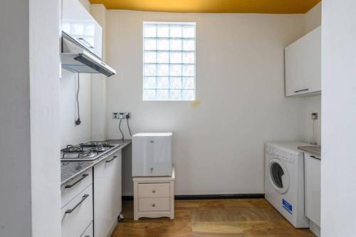 Amaze Residence luxury 2 bedroom apartment 5 in Boralesgamuwa