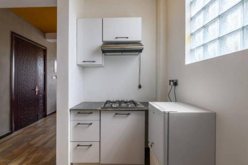 Kitchen, Amaze Residence luxury 2 bedroom apartment 5 in Boralesgamuwa