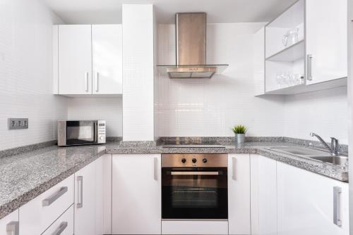 Apartamentos Globus by Be Alicante - image 2