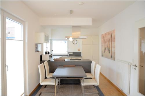 Apartments Boardinghaus Norderney - image 14