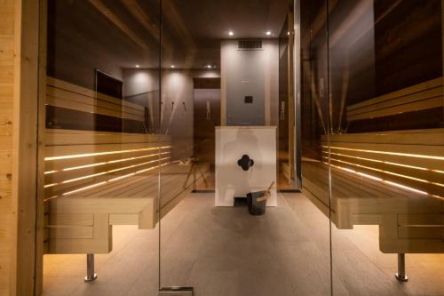 Monaco Sport Hotel - image 13