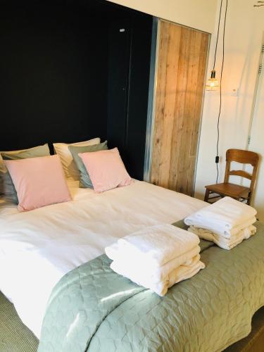 'Room Eleven' aan de Vecht in ฟเรลันด์