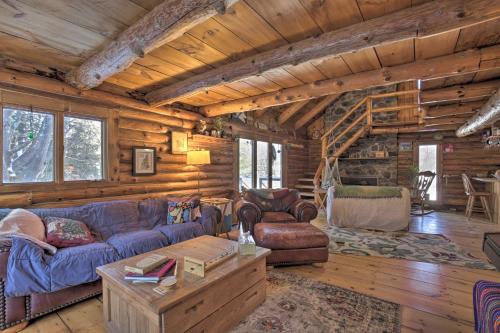 Cabin - Private Hot Tub, Walk to Pats Peak Ski Area - Henniker