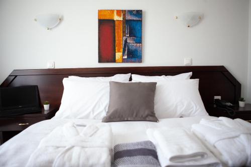 1 queen bed