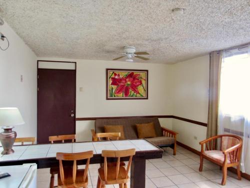 Hotel La Guaria Inn & Suites in Alajuela