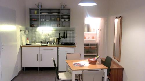 Magnificent apartment in the center of Prague, Praha (fotografie 10)