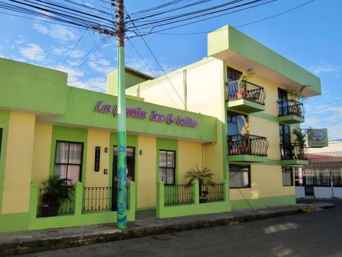 Exterior view, Hotel La Guaria Inn & Suites in Alajuela