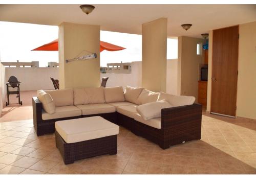 Penthouse Paseo del Faro - image 4