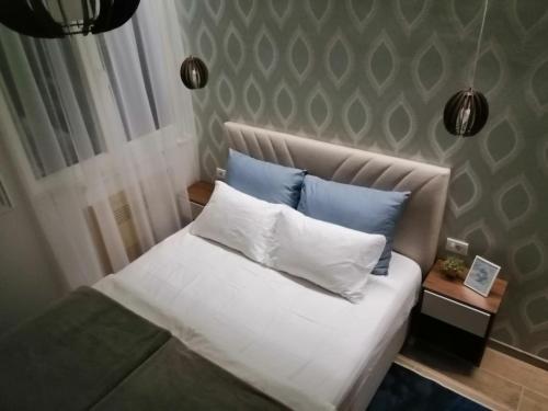 Stefan Apartment - image 11