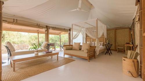 THE BEIGE in Angkor National Park