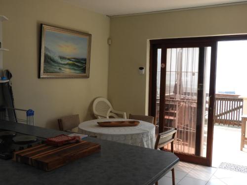 Waterkant 4A in Jeffreys Bay