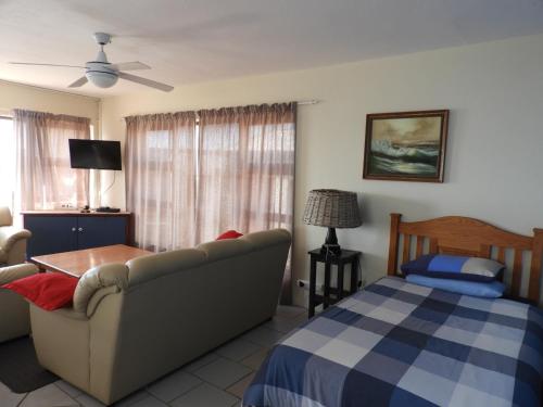 Waterkant 4A in Jeffreys Bay