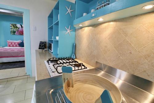 المرافق, ShineAwayHomes -AC Beachfront RAROTONGA in Matavera