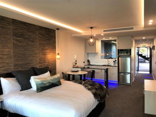 Fiordland Motel and Apartments