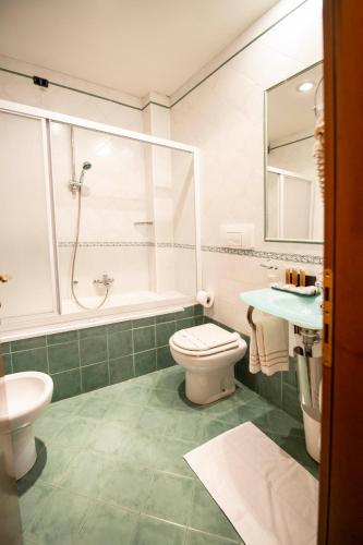 Hotel Estense - image 9