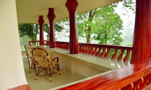 balkon/terras, Green Garden Daisy Villa in Chundale