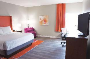 La Quinta Inn & Suites by Wyndham Greensboro Arpt High Point