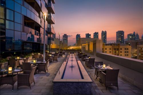 Millennium Place Barsha Heights Hotel Apartments, Дубай (фото 2)
