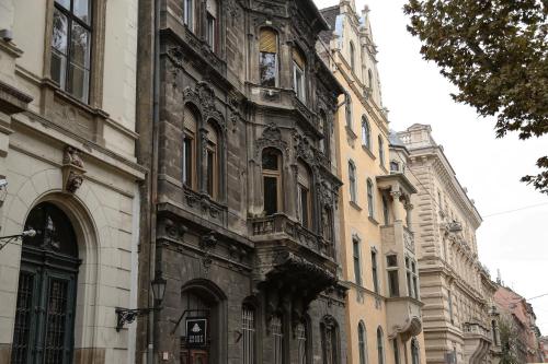Brody House