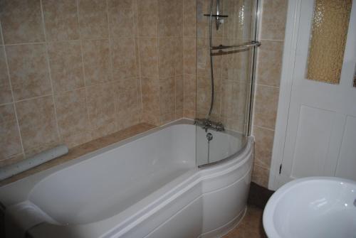 Sykes House - image 6