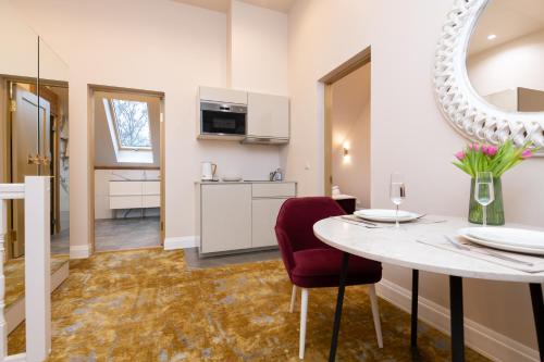 Hotel Meltzer Apartments - image 2