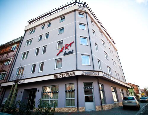 . Art Hotel