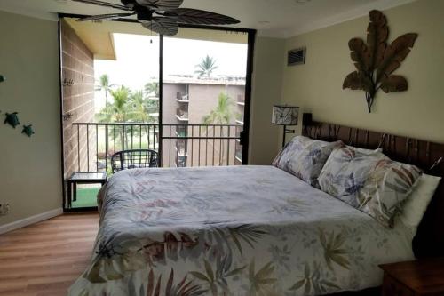 Oceanfront penthouse with amazing views at Kauhale Makai thumb 2