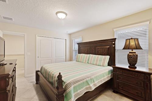 Storybook Villa - image 6