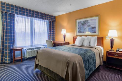 Econo Lodge Baton Rouge - main image