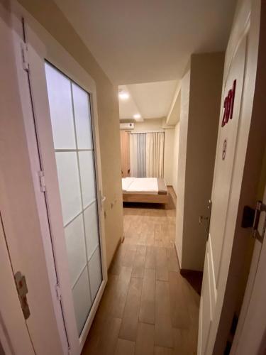 Nizami Street Hotel