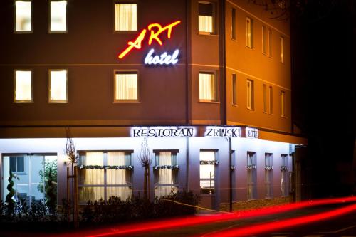 Art Hotel, Slavonski Brod bei Oriovac