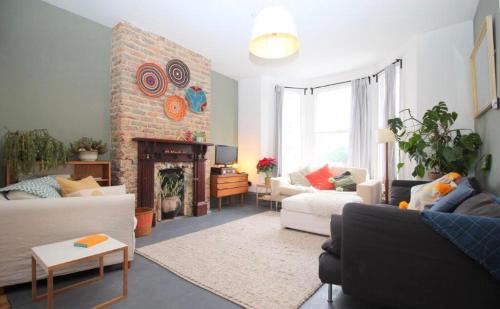 St Leonardâ€™s Central 4 Bed Character Home, Hastings, East Sussex