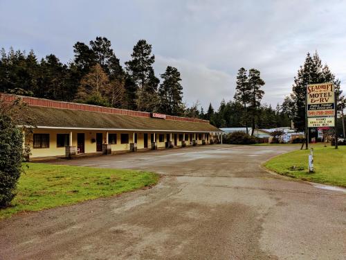Seadrift Motel & RV Park - image 9