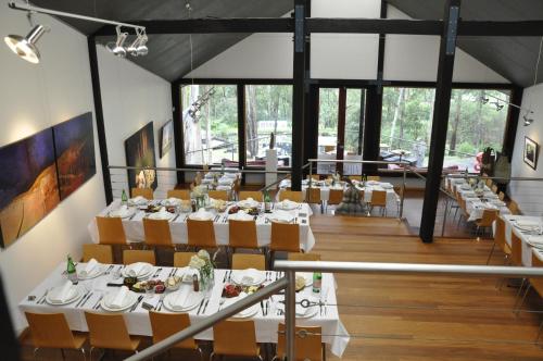 Restaurante, QDOS Arts Hotel in Lorne