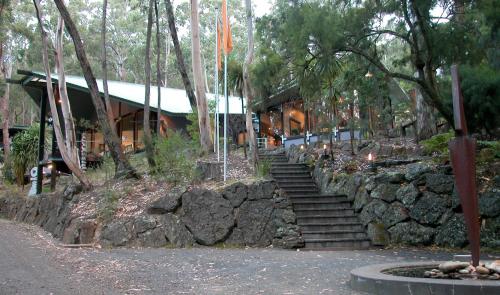 Qdos - Accommodation - Lorne