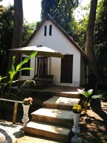 River Marina Resort in Uthai Thani