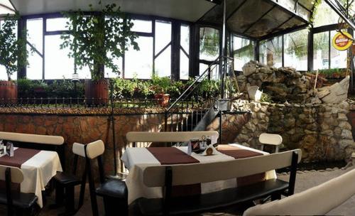 阿巴利薩酒店 (Ambaritsa Hotel) in 上奧里亞霍維察