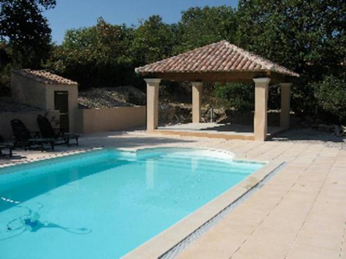 The Reading Nook - Ideally located Provence home with private pool on 1 acre - Location saisonnière - Fuveau