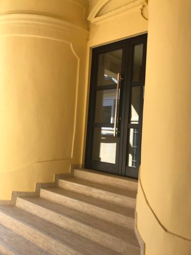 Modern Living Apt 2 - PRIVATE PARKING