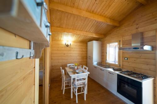 Iekārtas, Chalet Tenuta Lacco in Rodi' Milici