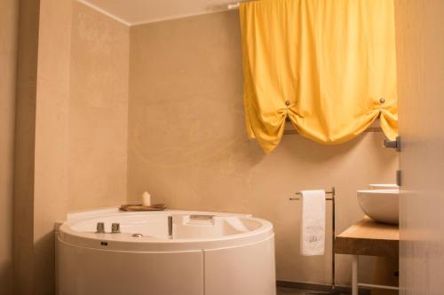 Trulli&Dimore - Villa Ponente - image 3