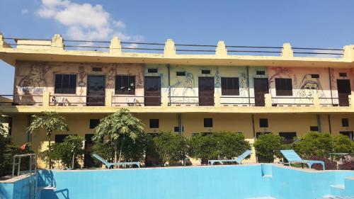 HOTEL MOON LAKE – Pushkar, GA