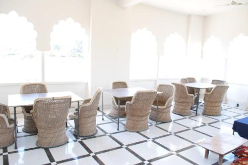 HOTEL MOON LAKE – Pushkar, GA