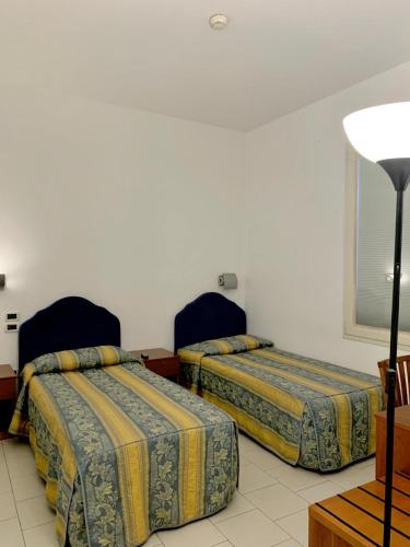 Hotel Riverside - image 4