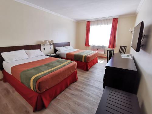 2 double beds
