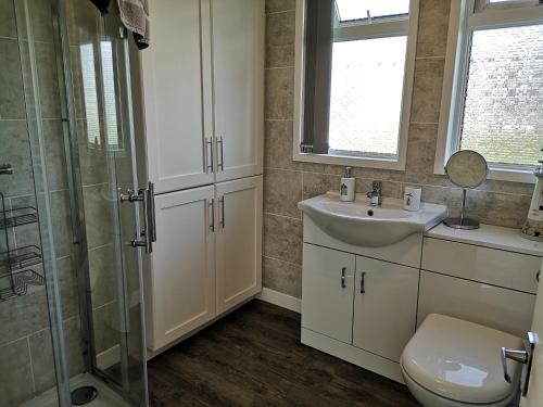 Top Quality Chalets Just 5 minutes from Dartmouth